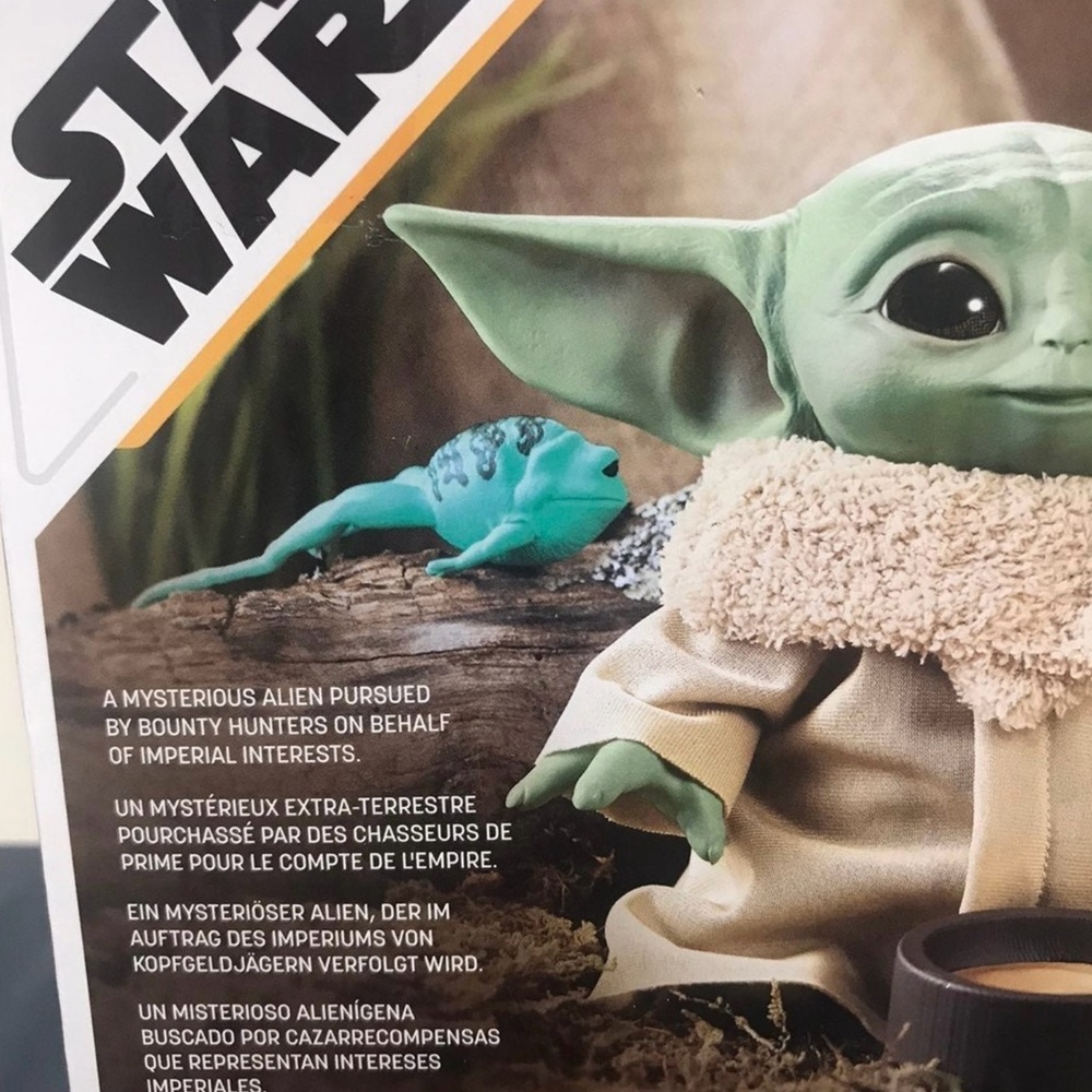 Star Wars the child Electronic Talking Plush Toy by Hasbro | NEW - Picture 5 of 9